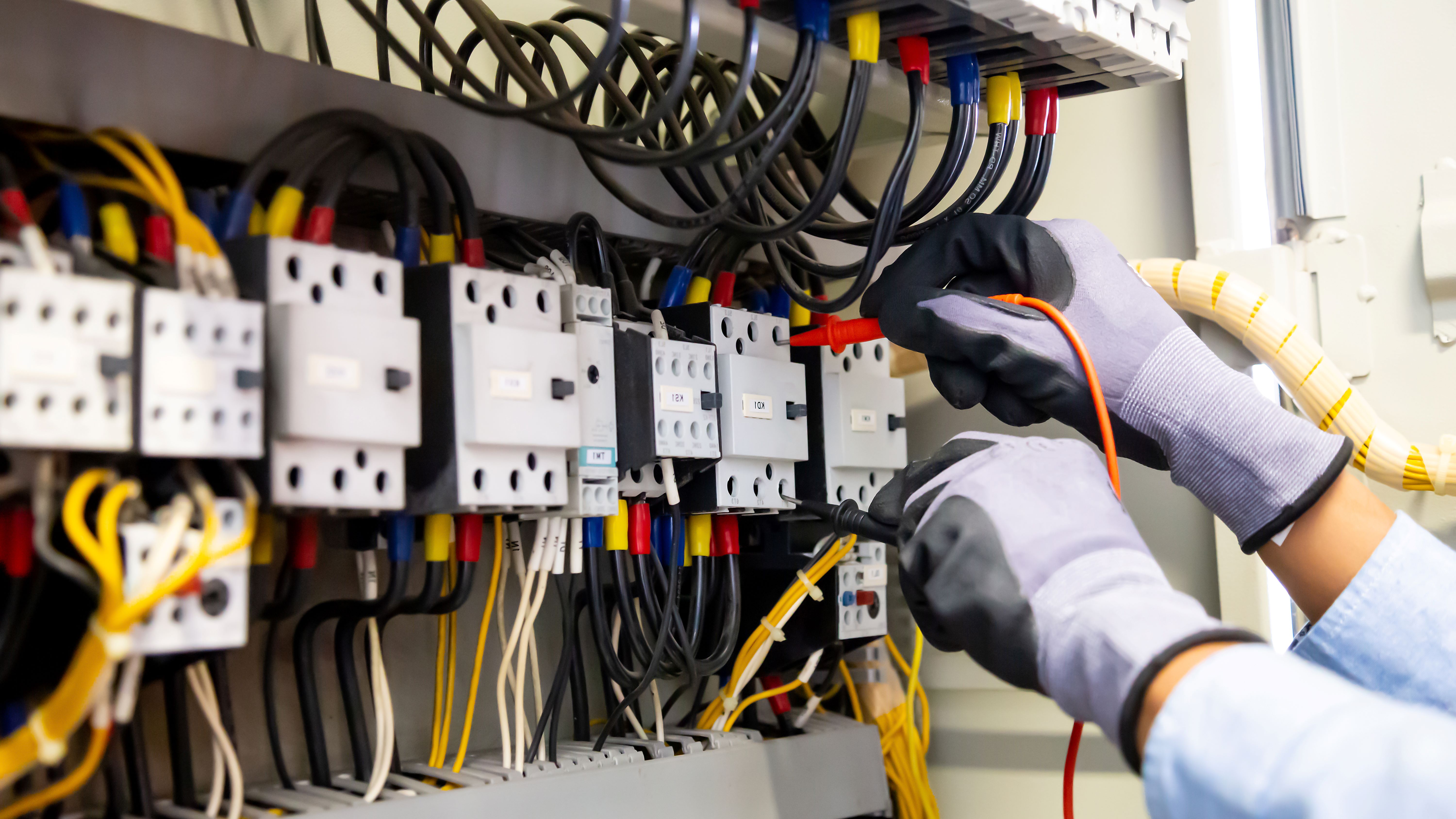 DGUV V3 Prüfung: Ein unverzichtbarer Schritt zur Sicherstellung der Arbeitssicherheit